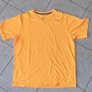 Nike Dri-Fit Large